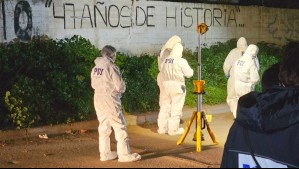 Hombre muere baleado en plena vía pública en Estación Central: Recibió al menos siete disparos