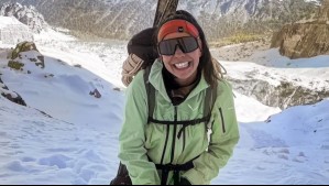 Joven volaba en parapente, chocó contra una montaña y murió frente a sus amigos en Italia