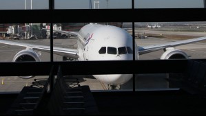 Chile y Hong Kong firman acuerdo para ampliar vuelos comerciales