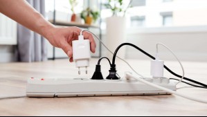 Estos son los electrodomésticos que nunca debes enchufar a un alargador para evitar sobrecargas y accidentes