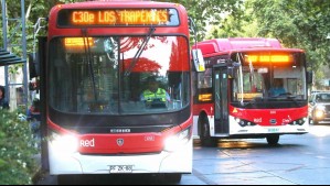 Bajos sueldos y abuso laboral: Trabajadores del sistema RED explican motivos de paralización que comenzó este martes