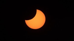 Tendrá una duración de una hora: Este será el próximo eclipse solar que se verá en Chile