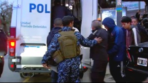 Justicia argentina ordena liberar a 103 chilenos detenidos por incidentes durante partido entre U. de Chile e Independiente