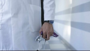 Por negligencia: Médico deberá pagar millonaria suma a paciente que tras cirugía quedó con 80% de discapacidad