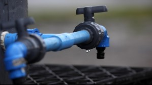 Viene un megacorte de agua para Santiago: Conoce las comunas afectadas y los días que no habrá suministro