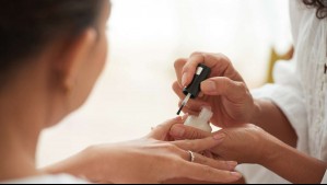 Por riesgo de cáncer: Unión Europea prohíbe dos sustancias tóxicas presentes en esmaltes de uñas