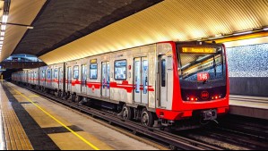 Tras cierre de 5 estaciones: Metro de Santiago restablece el servicio en la Línea 2