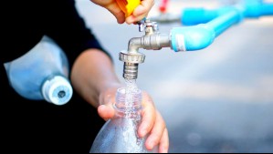 Comunas afectadas, días, horarios y puntos de abastecimiento: Esto es lo que debes saber sobre el corte de agua en Santiago