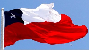 ¿Debo colocar la bandera en mi departamento durante Fiestas Patrias?