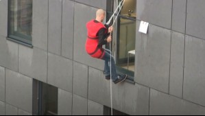 Solo hay dos en Chile: Bombero denuncia desaparición de sofisticado implemento para rescate en altura