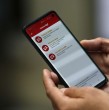 Al momento de viajar en el transporte público, existen varias opciones para cargar la tarjeta Bip!, ya sea de manera remota o presencial en puntos de carga. Revisa cómo cargar la Bip! con tu celular.