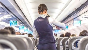 Azafata chilena fue detenida en Nueva Zelanda por transportar droga en frascos de ají y mostaza: Ella asegura que fue engañada