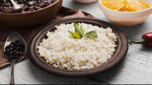 ¿Qué le pasa a tu cuerpo si comes arroz blanco todos los días?