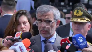 'Ha salido de su situación crítica': Ministro Cordero actualiza estado de salud de carabinero atacado con ladrillo en Las Condes