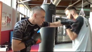 El cazador de lanzas chilenos en Europa: Conoce al denominado 'Batman de Roma'