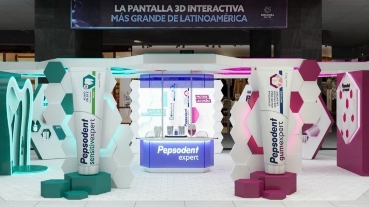 En Cenco Costanera: Pepsodent presenta su línea Gum Expert y Sensitive Expert en activación educativa