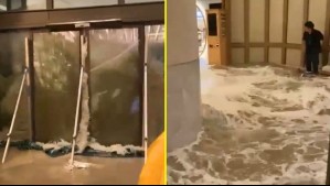Video muestra el momento exacto en que supertifón Ragasa destruye e inunda parte de un hotel en Hong Kong
