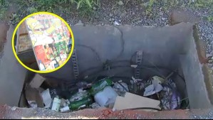 Taparon hoyo con un cartel en La Cisterna: Lleva cerca de 4 meses y aún no hacen la reparación correspondiente