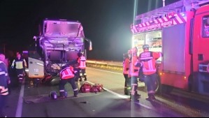Accidente en Ruta 5 Sur: Casi una veintena de lesionados deja choque de bus a camión en región de Ñuble