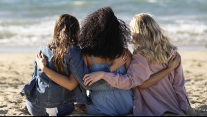 Sernatur lanza nueva temporada de Turismo Mujer 2025: ¿Quiénes pueden acceder a los viajes y cuáles son los precios?