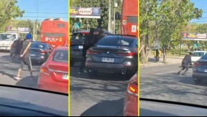 Video muestra encerrona que fue frustrada por testigos en Independencia: Automovilista atropelló a uno de los delincuentes