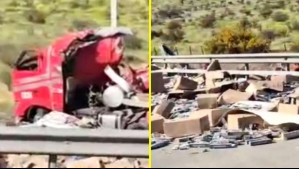 Grave accidente en Ruta 5 Norte: Dos fallecidos tras volcamiento de camión que transportaba cigarrillos a la altura de Colina