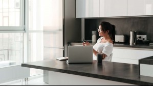 Península con mesa integrada: La nueva tendencia de diseño que promete revolucionar las cocinas