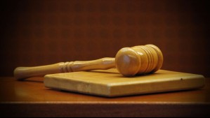 Beneficiaria de subsidio falleció, Serviu intentó recuperar la vivienda pero justicia falló a favor de los padres de la mujer