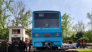 Histórico carro NS74 del Metro de Santiago llega al Museo Ferroviario: ¿Cómo es y cuál es su historia?