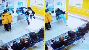 Pareja protagonizó violento ataque a funcionaria de Cesfam en San Antonio: Hombre intentó golpearla con bebé en brazos