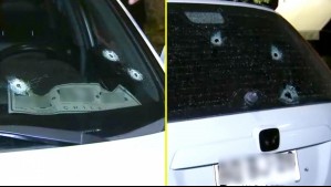 Investigan ataque con al menos 18 disparos a un vehículo en Santiago: Conductor resultó ileso, pero fue detenido por manejar ebrio