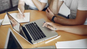 Más de 13 mil vacantes y 80 empresas que ofrecen trabajo: Así puedes postular en la feria laboral virtual de Laborum