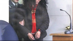 Inusual operativo en tribunales: Bomberos debe 'rescatar' a imputada que quedó atrapada en sus esposas en Puerto Montt