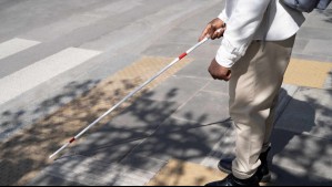 Hombre fingió ser ciego por más de 50 años para recibir ayuda del Estado: Lo descubrieron por detalle en su hogar