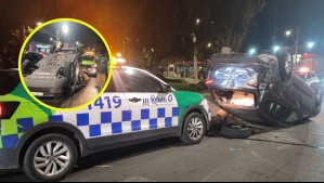 Persecución en La Reina dejó dos delincuentes lesionados y detenidos tras volcar auto: Intentaron robar en un jardín infantil