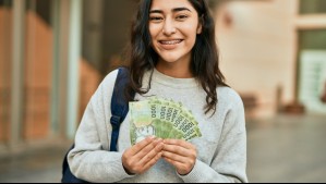 Bono de Graduación Enseñanza Media: ¿A quiénes se paga y de cuánto es el monto?