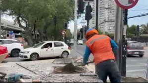 Niña de 4 años cayó en alcantarilla en Maipú: ¿Quién se hace responsable del estado de estas infraestructuras?