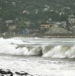 El Huracán Melissa azota el Caribe y podría intensificarse rápidamente