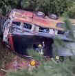 Un accidente carretero dejó 9 víctimas fatales y 29 heridos en Argentina, luego de que un bus cayó a un arroyo