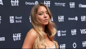 Adiós a su clásico pelo largo: El nuevo look elegido por Sydney Sweeney que llamó la atención en la alfombra roja
