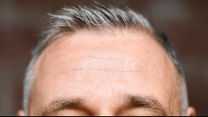 Un estudio japonés revela que las canas podrían ser una señal positiva para tu salud