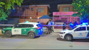 Encuentran a hombre atado y muerto en el patio de su casa en Quilicura: Robaron su auto y fue hallado en Isla de Maipo