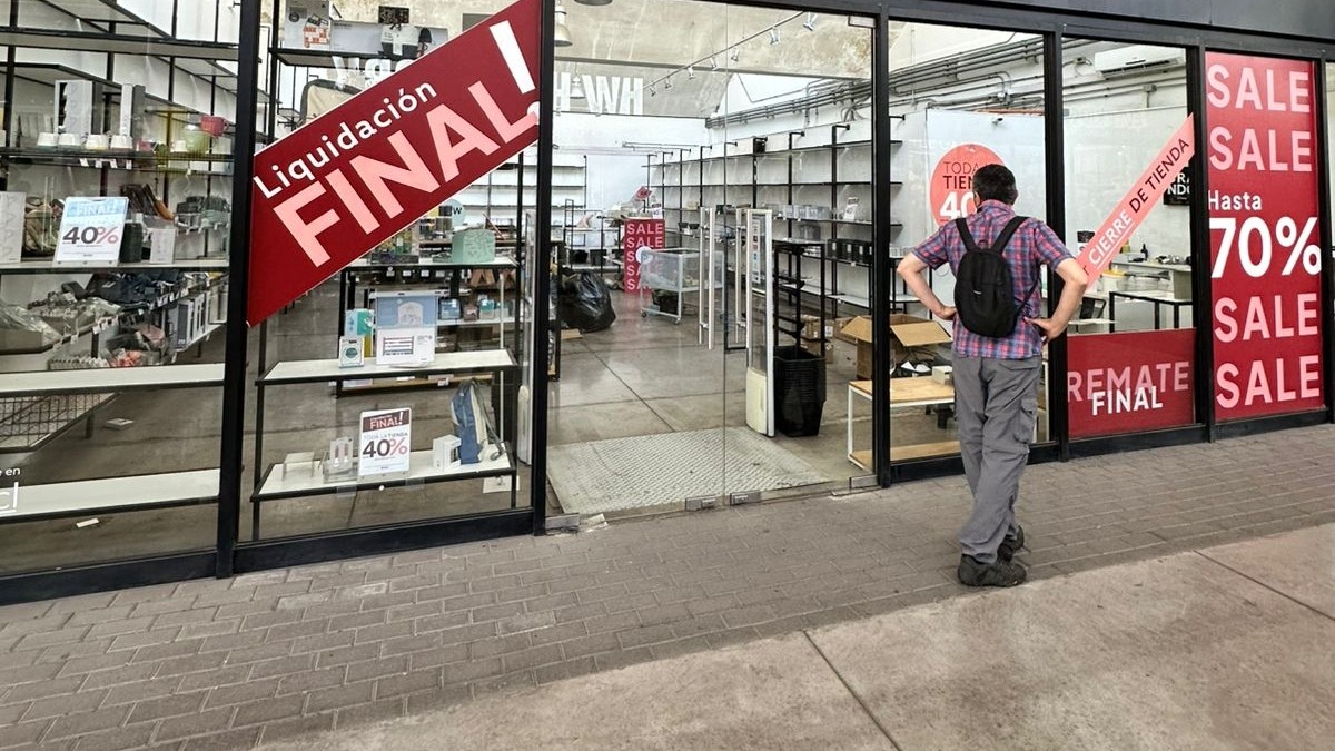 Reconocida tienda chilena de diseño cierra sucursales: Sitio web de la marca está 'en mantención' hace semanas