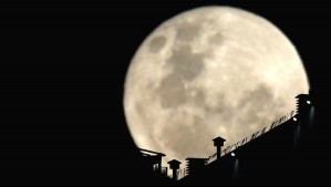 Se viene una nueva superluna: ¿Cuándo se podrá ver desde Chile?