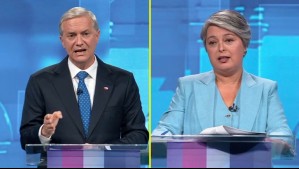 'Se lo han gastado todo en apitutados y convenios': El duro cruce entre Jara y Kast por las pensiones