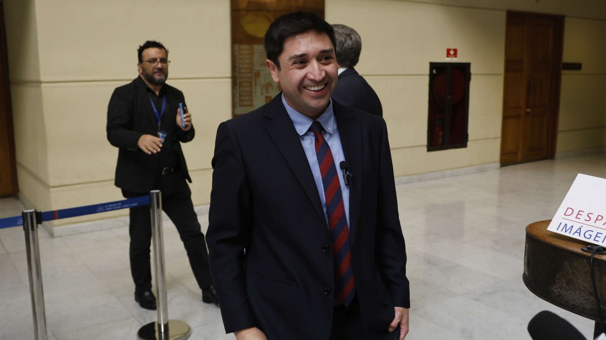 Resultados de senadores en la Región de Aysén: Desaforado diputado Miguel Ángel Calisto logra llegar a la Cámara Alta