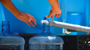 Corte de agua afectará a cinco comunas de la RM para este jueves: Revisa los sectores sin suministro y cuánto durará