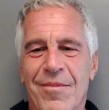 El presidente de Estados Unidos, Donald Trump, anunció en la noche del miércoles que firmó una ley que exige a su administración divulgar archivos del fallecido Jeffrey Epstein.