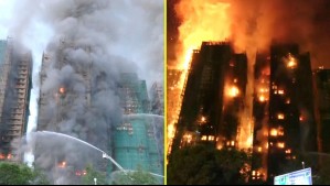 Gigantesco incendio afecta a edificios residenciales en Hong Kong: Al menos cuatro personas fallecidas