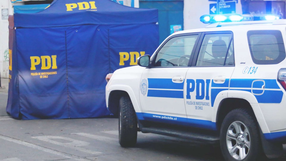 Asesinan a estudiante universitario en el centro de Santiago: Recibió un disparo a pocos metros de llegar a su domicilio